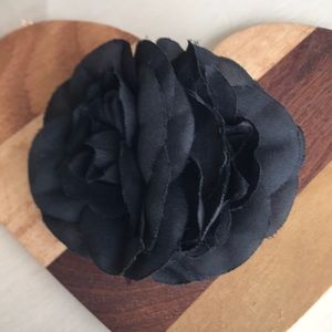 Rachel Weissmen flower pin